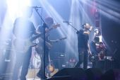 《Mr.Man(Live)》(汪峰演唱)的文本歌词及LRC歌词