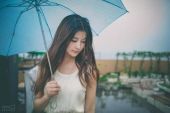 《记得那天很晴》(任柯演唱)的文本歌词及LRC歌词