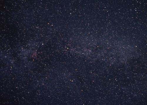 《天空最远两颗星星》LRC歌词 《天空最远两颗星星》(李桐)歌词555uuu下载