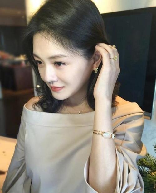 《老婆你最美》LRC歌词 《老婆你最美》(孙铭泽)歌词555uuu下载