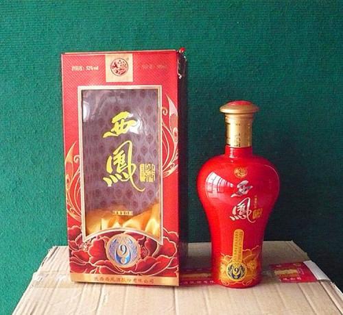 《西风》LRC歌词 《西风》(阿鲁阿卓)歌词555uuu下载