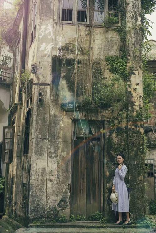 《长亭外》LRC歌词 《长亭外》(李直)歌词555uuu下载