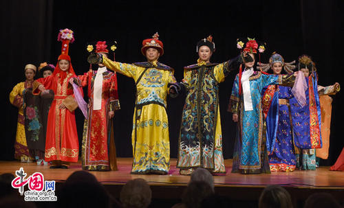 《多彩中华》LRC歌词 《多彩中华》(阿斯根)歌词555uuu下载
