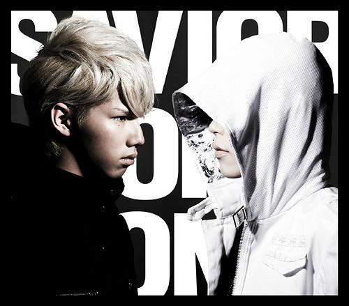 《SAVIOR OF SONG (feat.MY FIRST STORY)》(ナノ)歌词555uuu下载